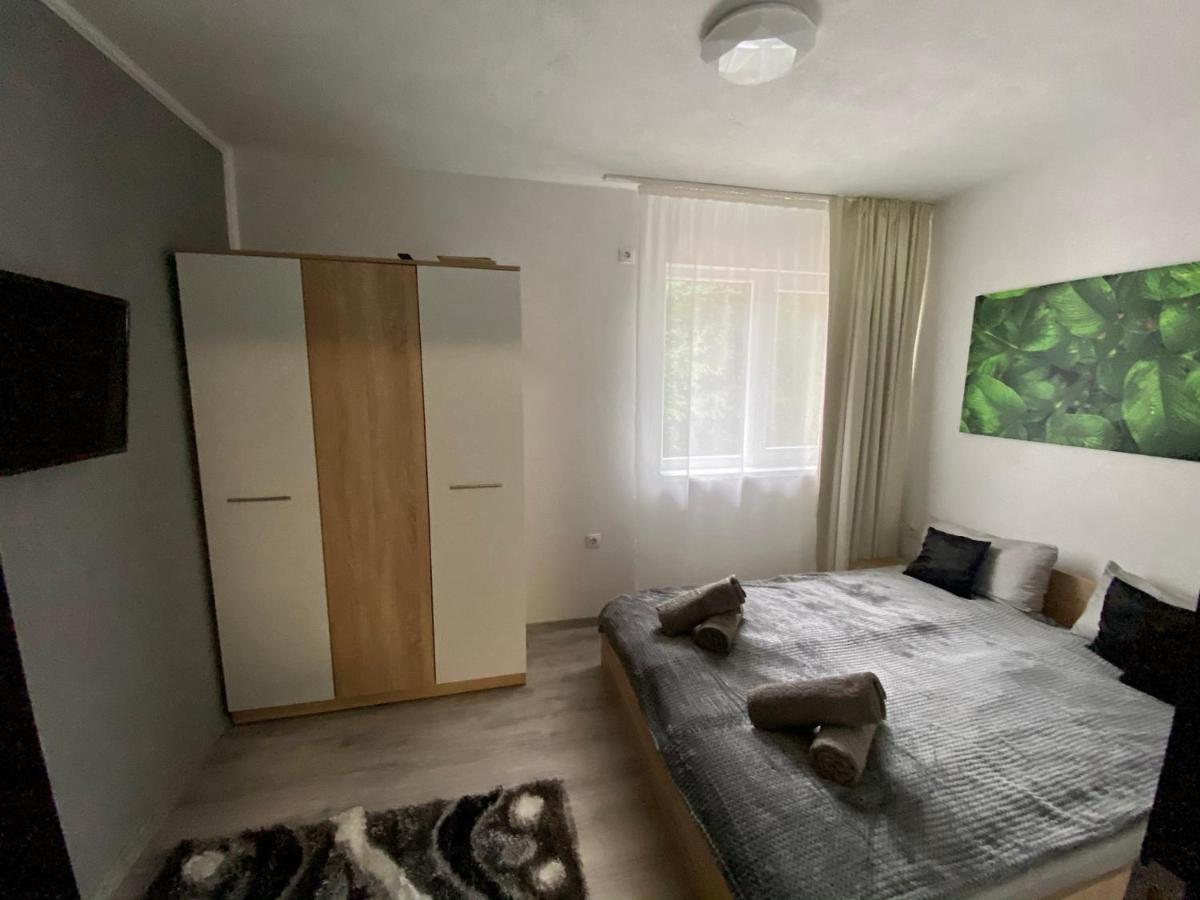 T&T Apartman Praid Exterior photo